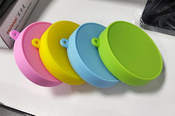 Les ustensiles de cuisine en silicone gagnent en popularité dans les cuisines domestiques